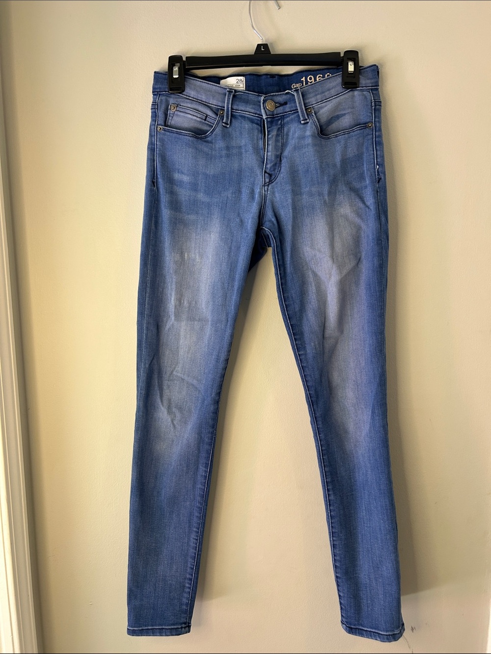 GAP Women's Light Blue Skinny Jeans